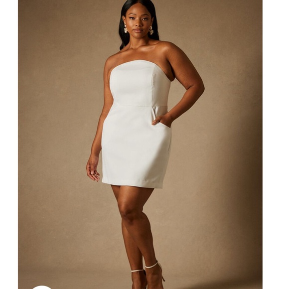 Eloquii White Off-Shoulder Bridal Dress - Picture 5 of 5